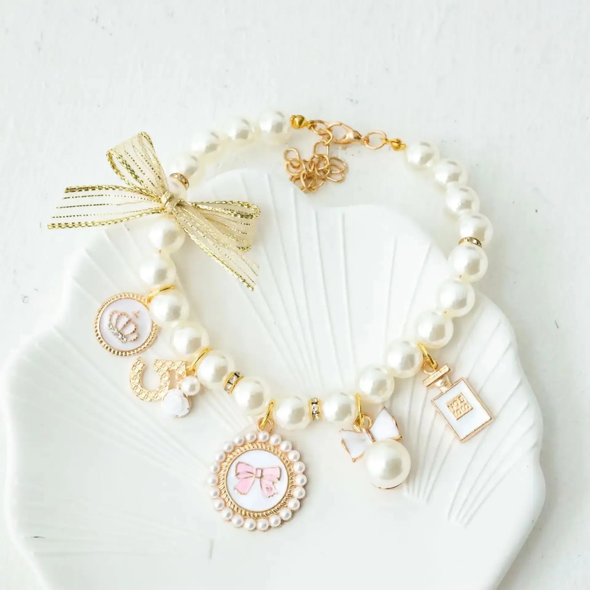 Elegant Pearl Dog Collar with Rhinestone Charms