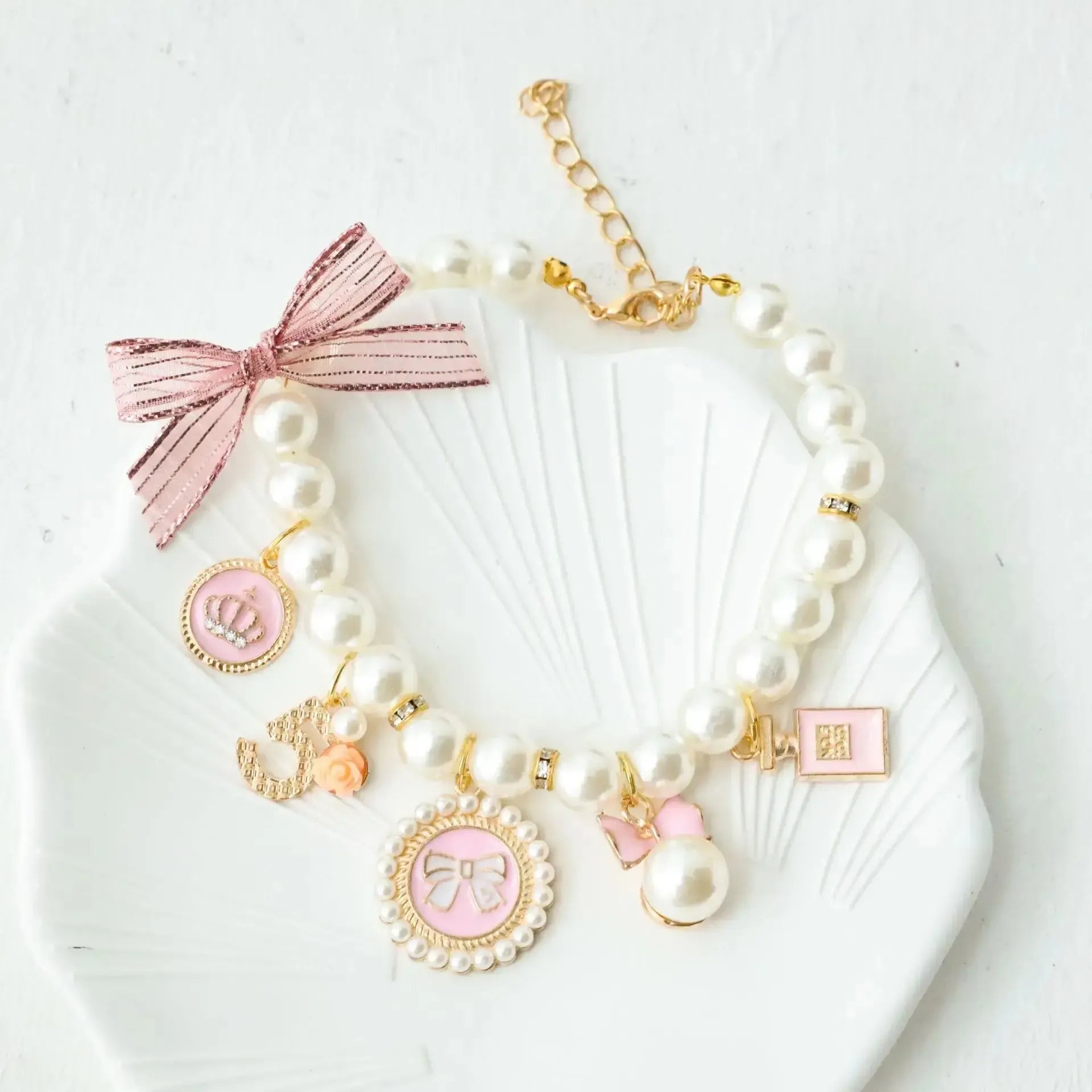Elegant Pearl Dog Collar with Rhinestone Charms