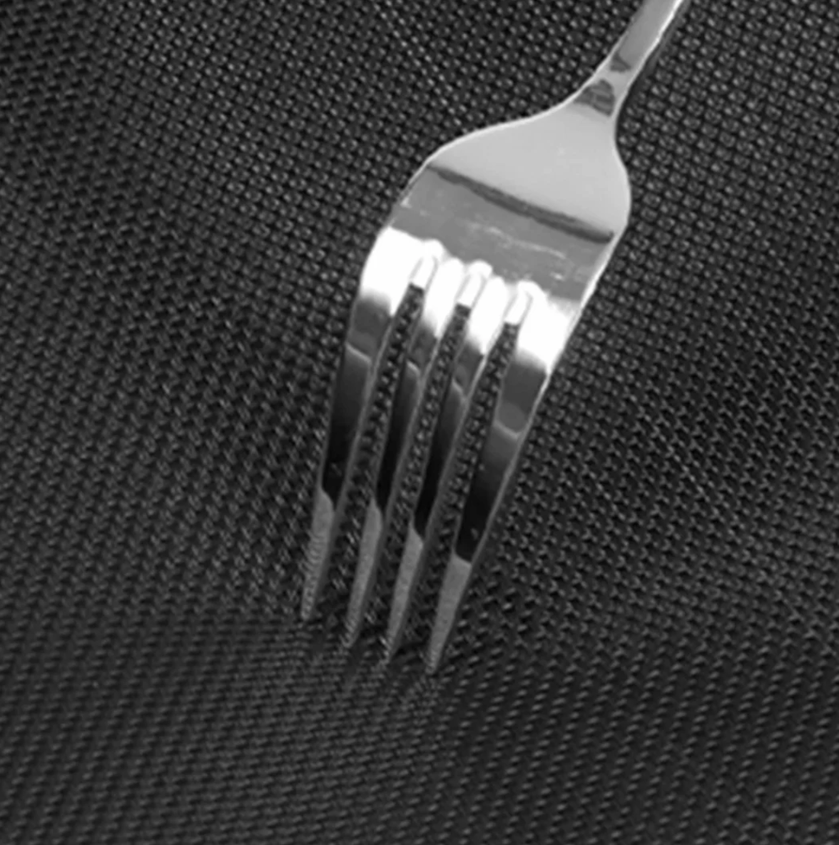 Raised Orthopedic Dog Bed with Cooling Mesh