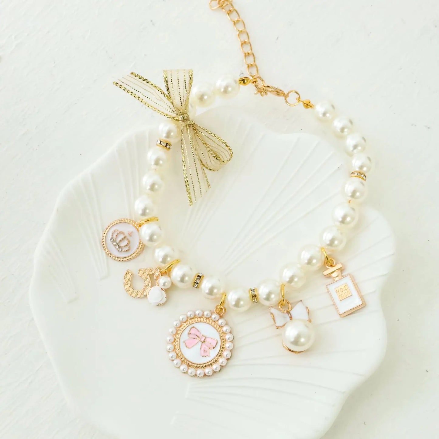 Elegant Pearl Dog Collar with Rhinestone Charms