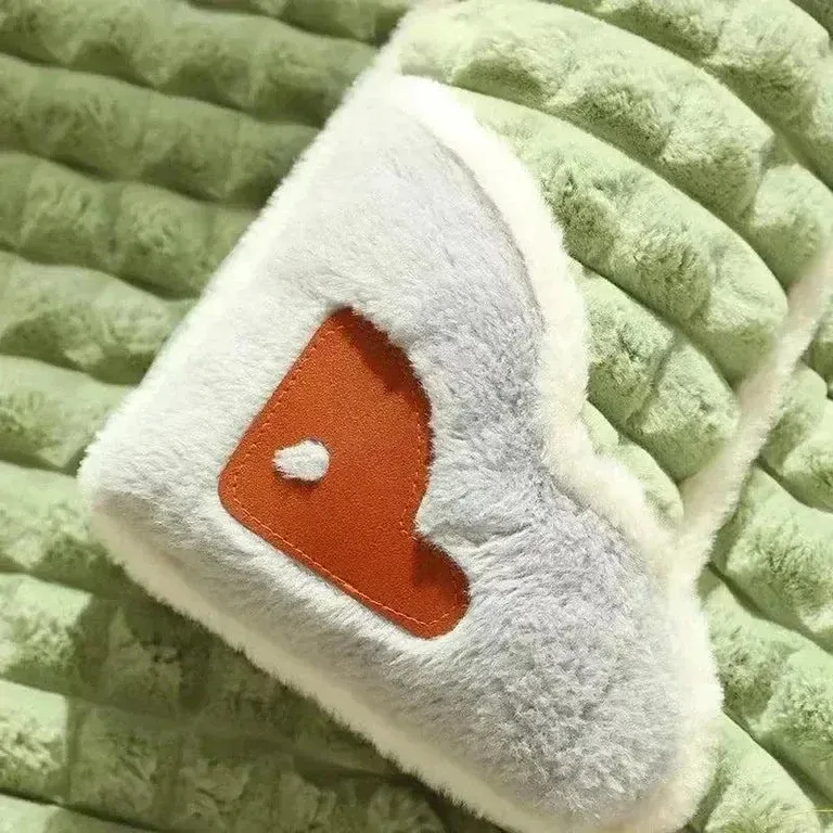 Winter Orthopedic Dog Bed alternate view